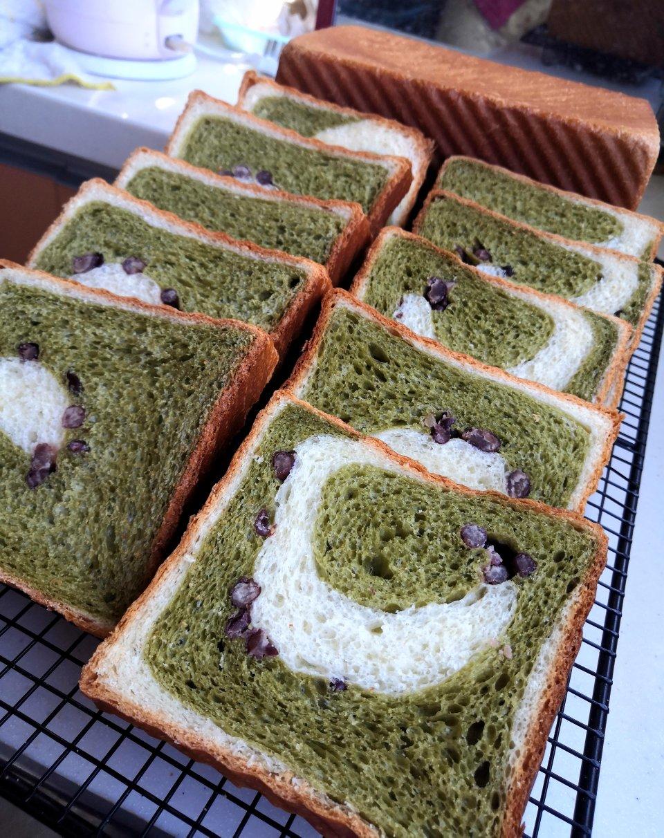 抹茶蜜豆吐司