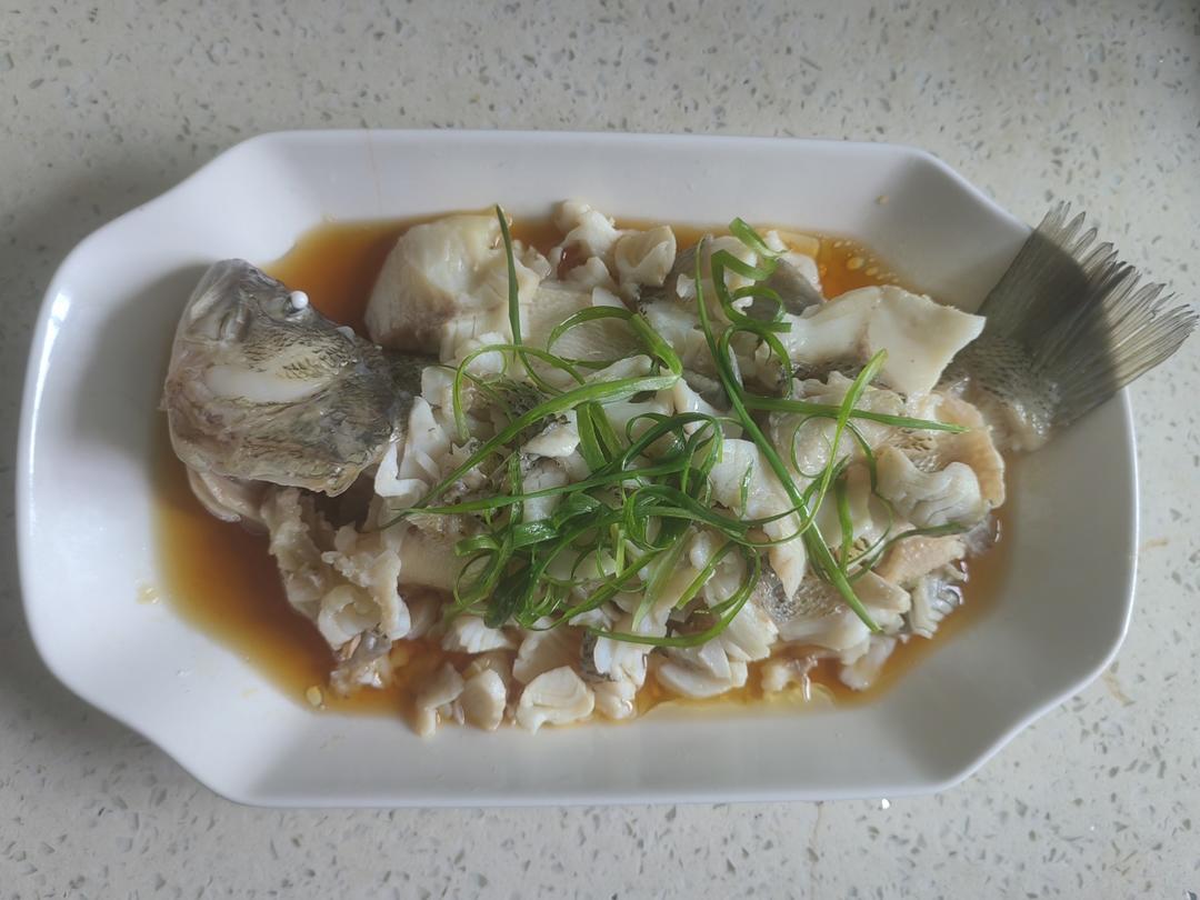 鲜嫩鲈鱼片
