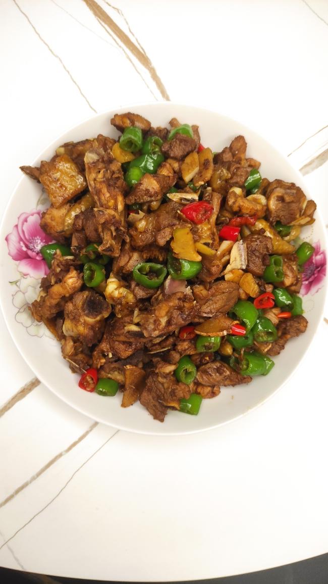 爆炒小公鸡的做法