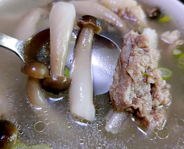 排骨菌菇汤