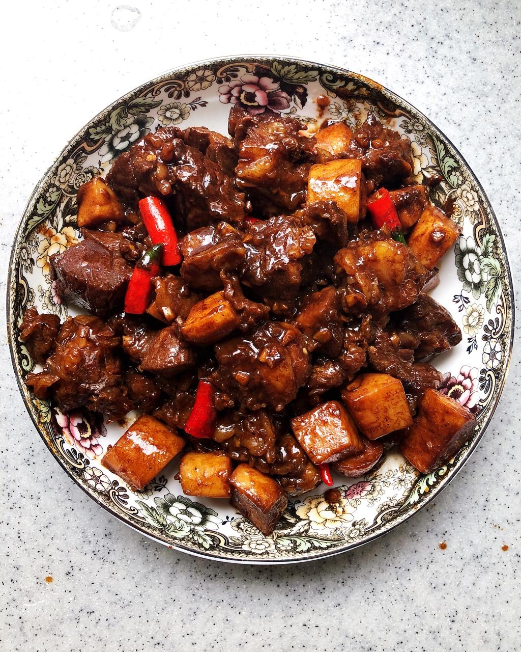 黑胡椒杏鲍菇牛肉粒