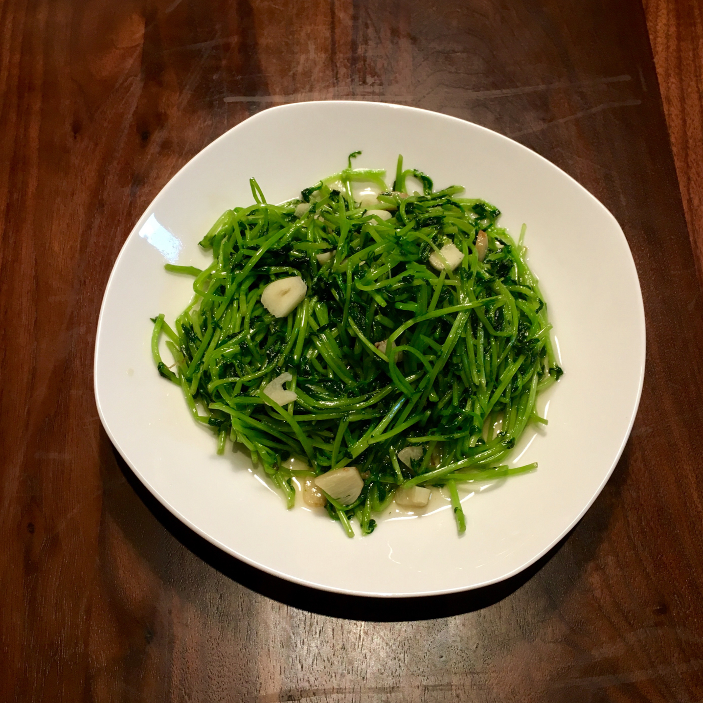 蒜蓉豌豆苗
