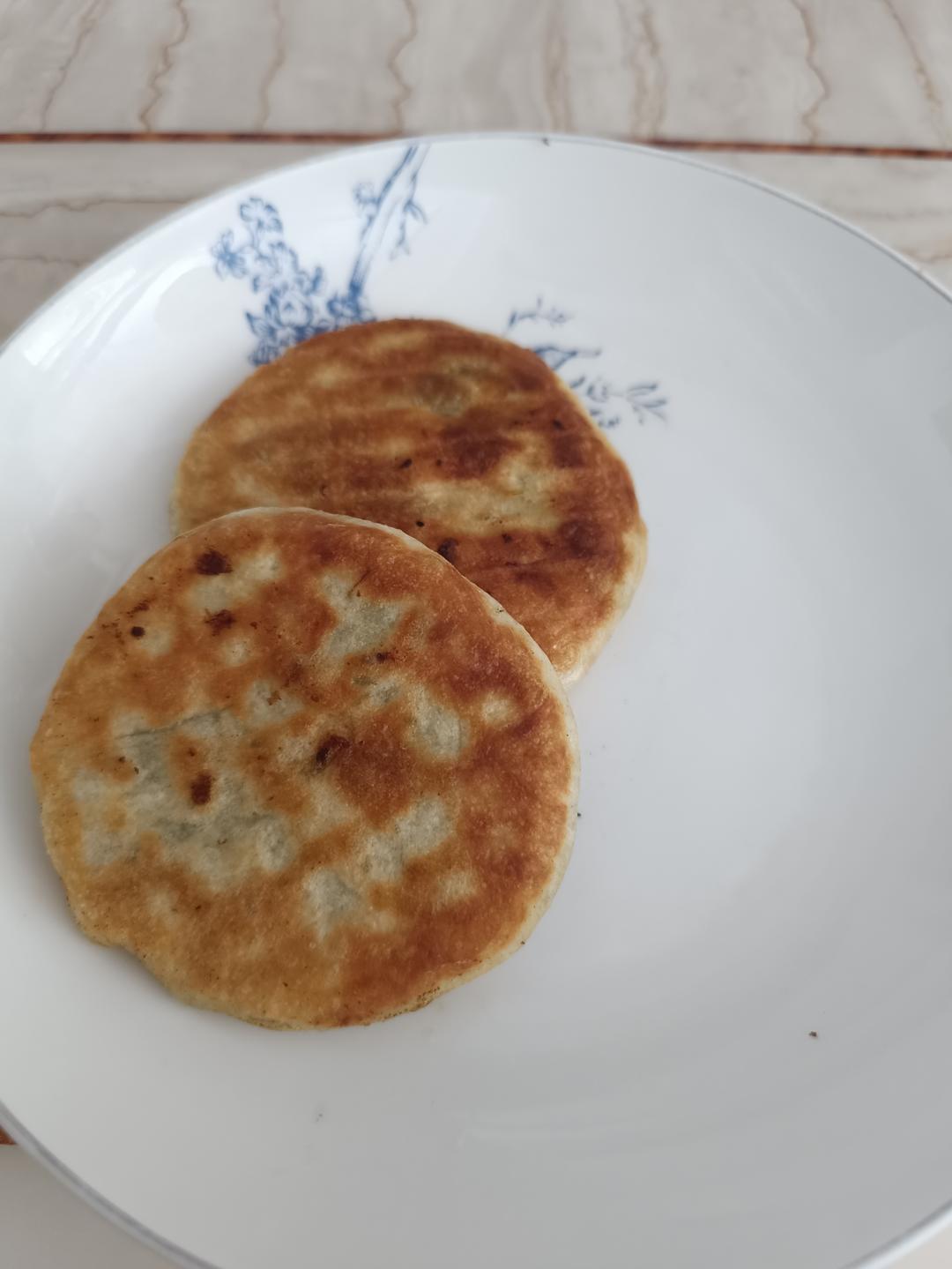 皮薄如纸的韭菜馅饼|免揉面法