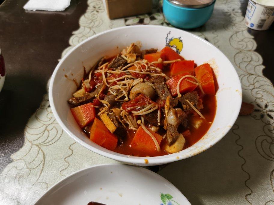 番茄土豆炖牛腩
