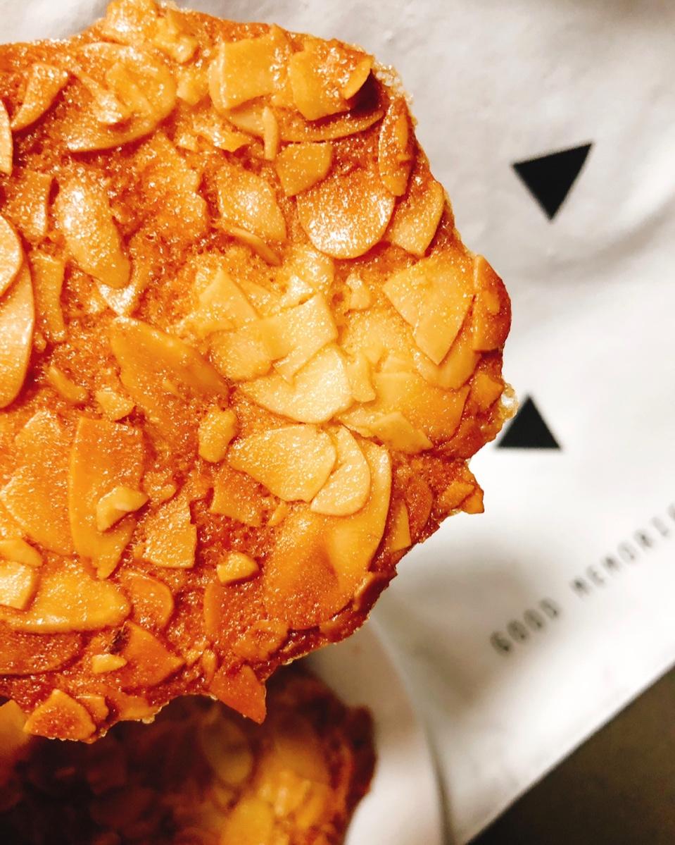 香脆得停不下来——杏仁瓦片酥