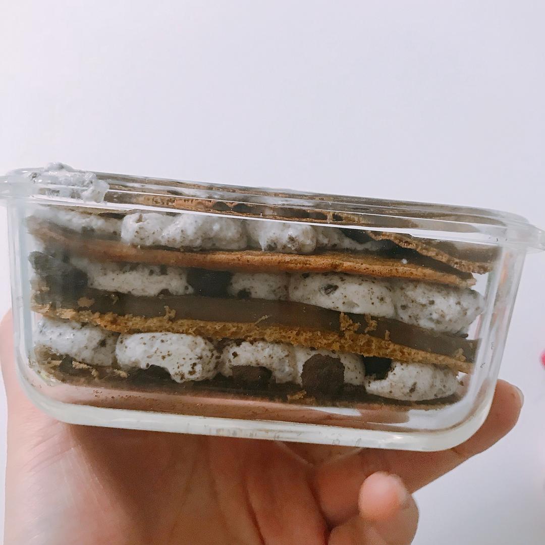 低糖不腻的奥利奥咸奶油蛋糕盒子