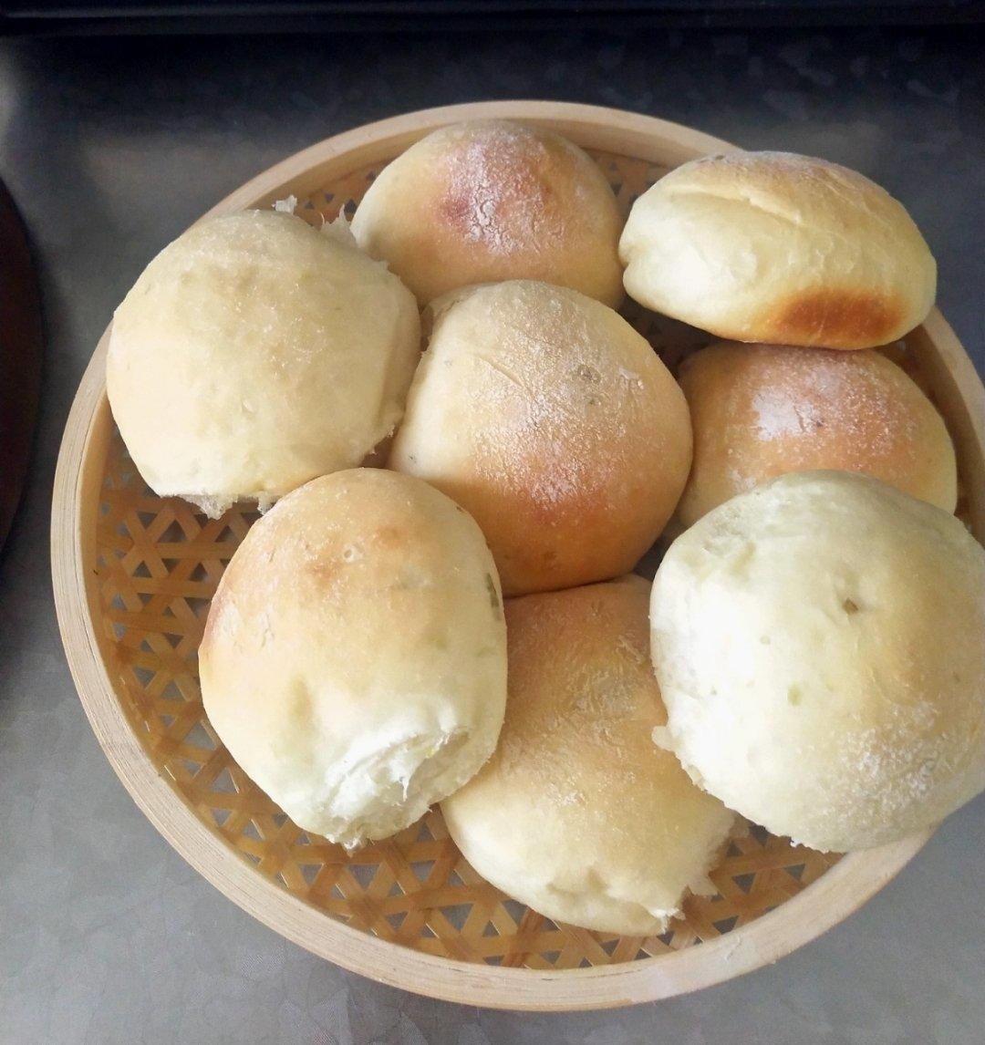 土豆香葱酸奶油面包