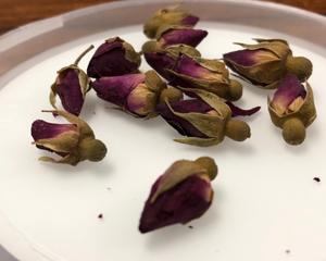 红枣枸杞玫瑰花茶的做法 步骤1