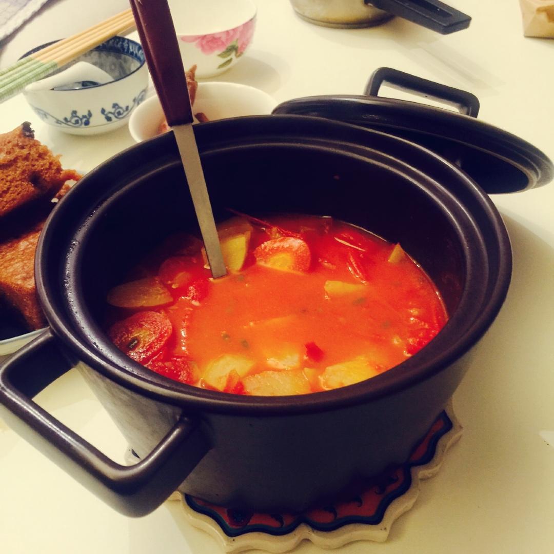 超级浓超好喝的番茄土豆汤