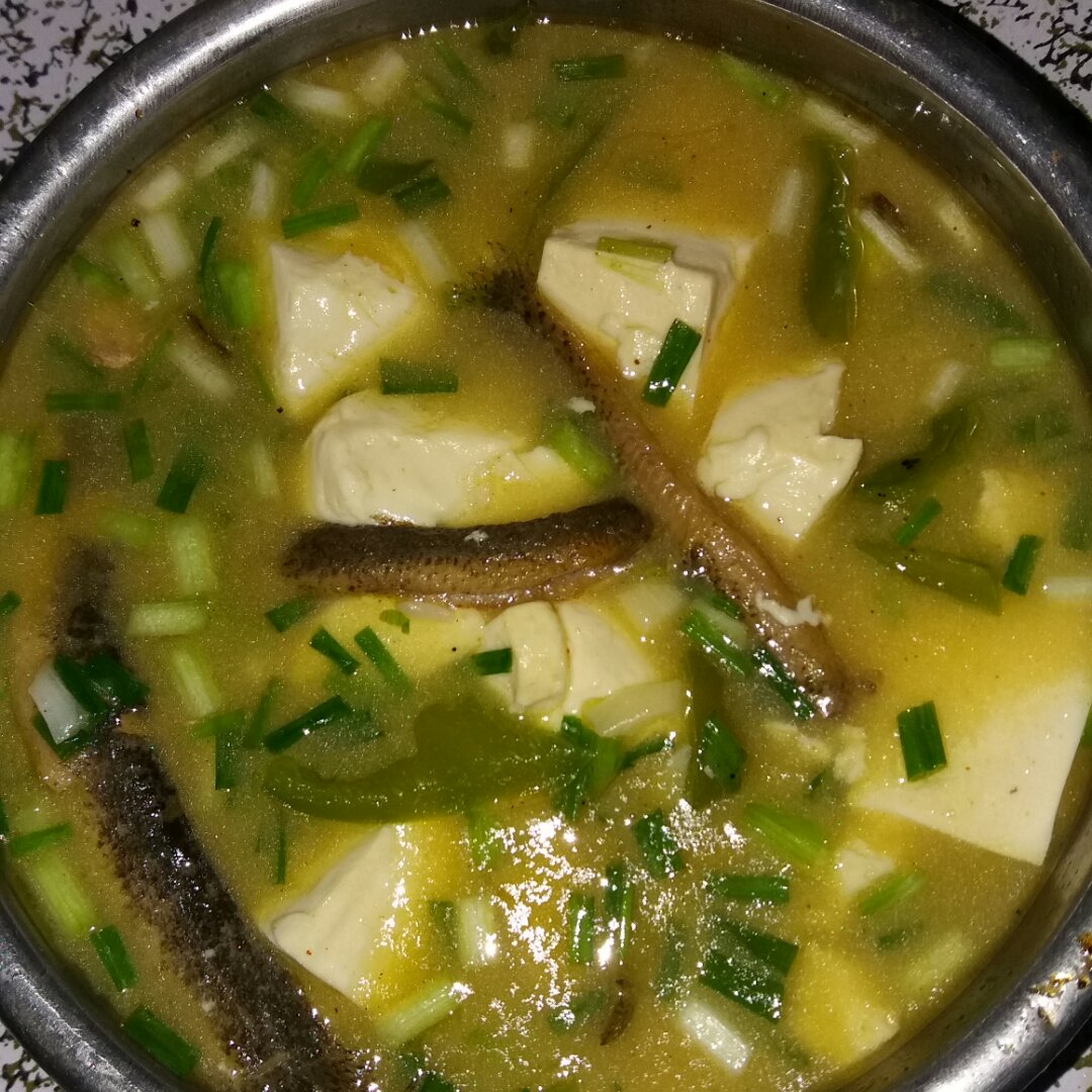 泥鳅豆腐汤