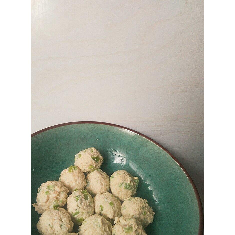 鸡肉丸子青菜汤