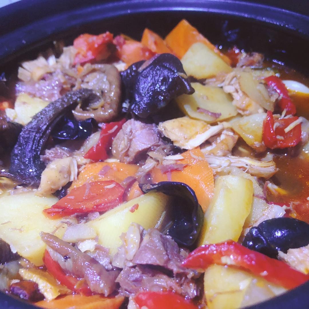 沙沙土豆胡萝卜炖牛肉