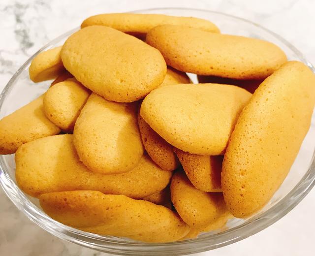 松脆奶香手指饼干的做法