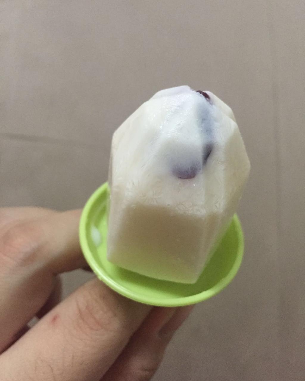 手机用户2106_n57w做的草莓牛奶冰棍