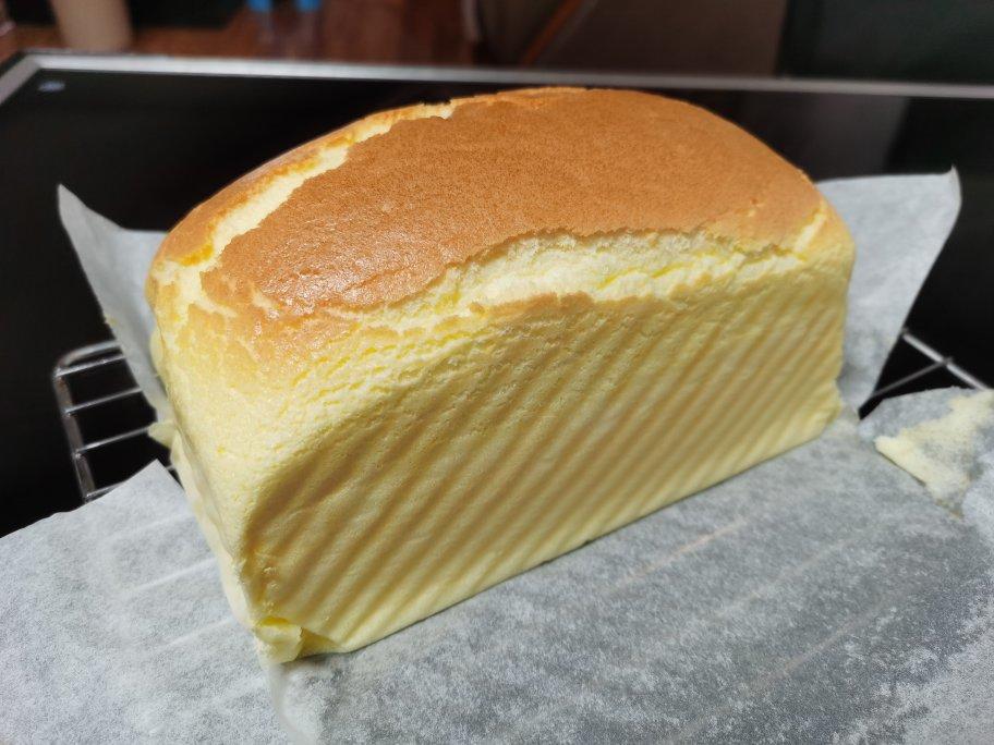 堪比柯基屁股
爆浆芝士🧀古早蛋糕