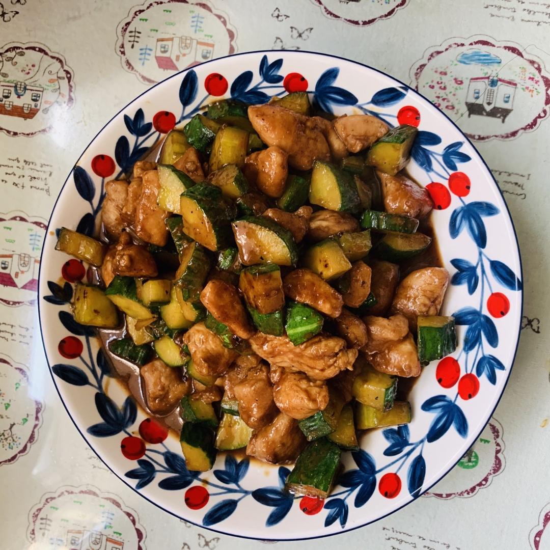 酱爆鸡丁