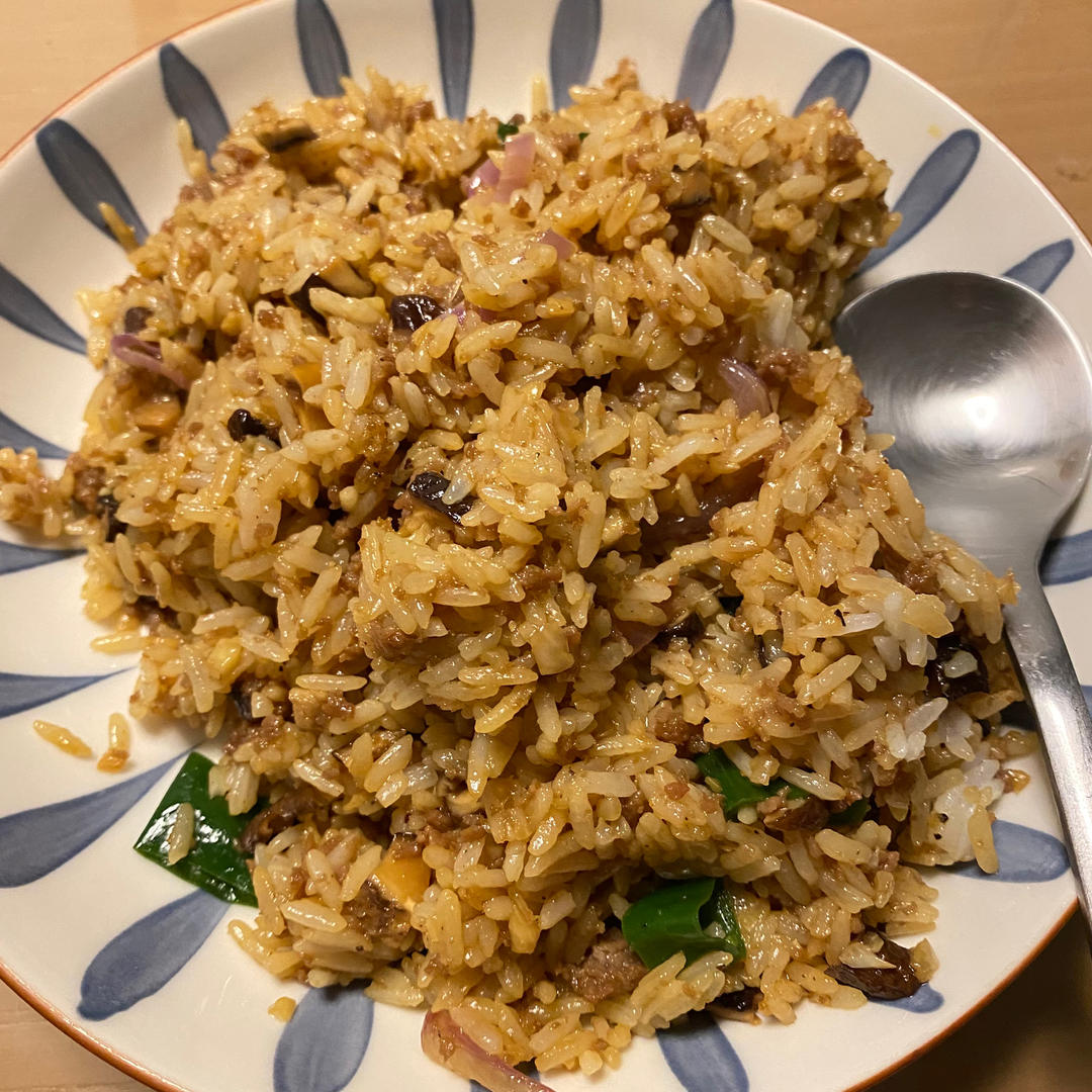 蒜香牛肉炒饭
