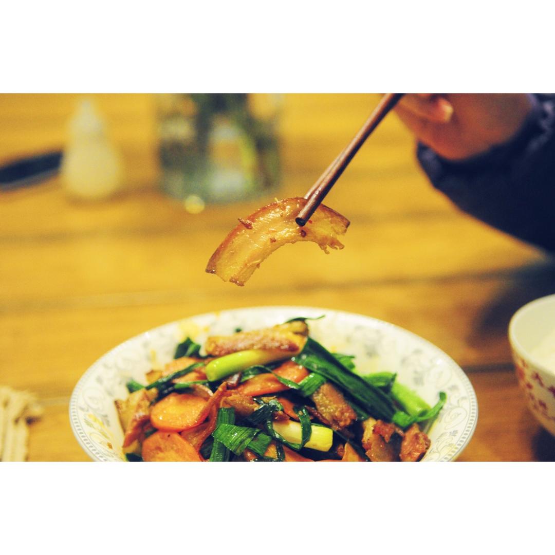 蒜苗炒腊肉