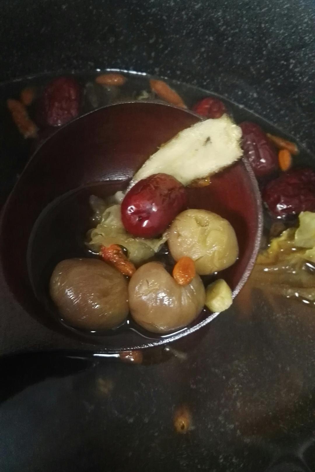 邹春霞做的补血红枣汤