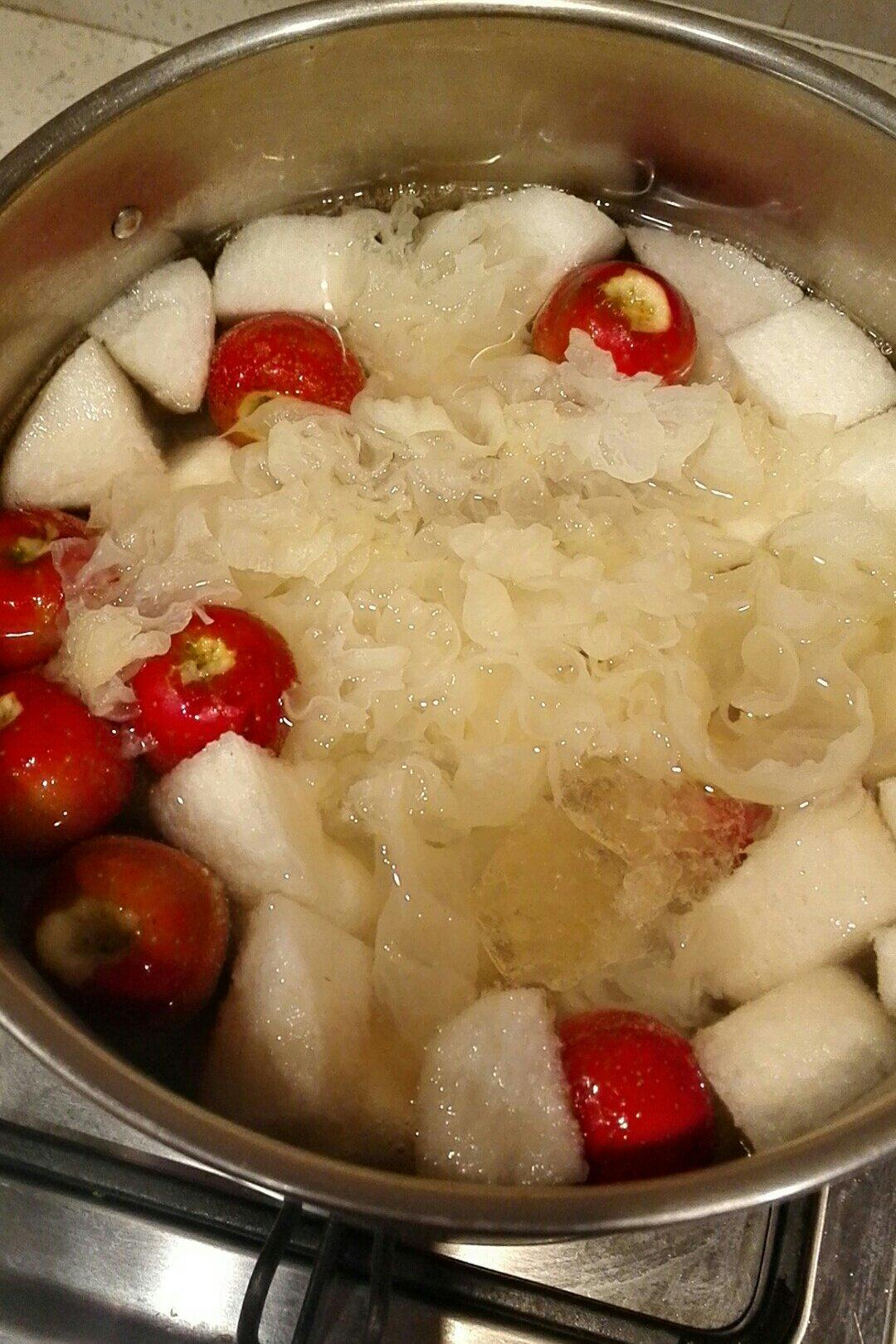 山楂冰糖雪梨饮