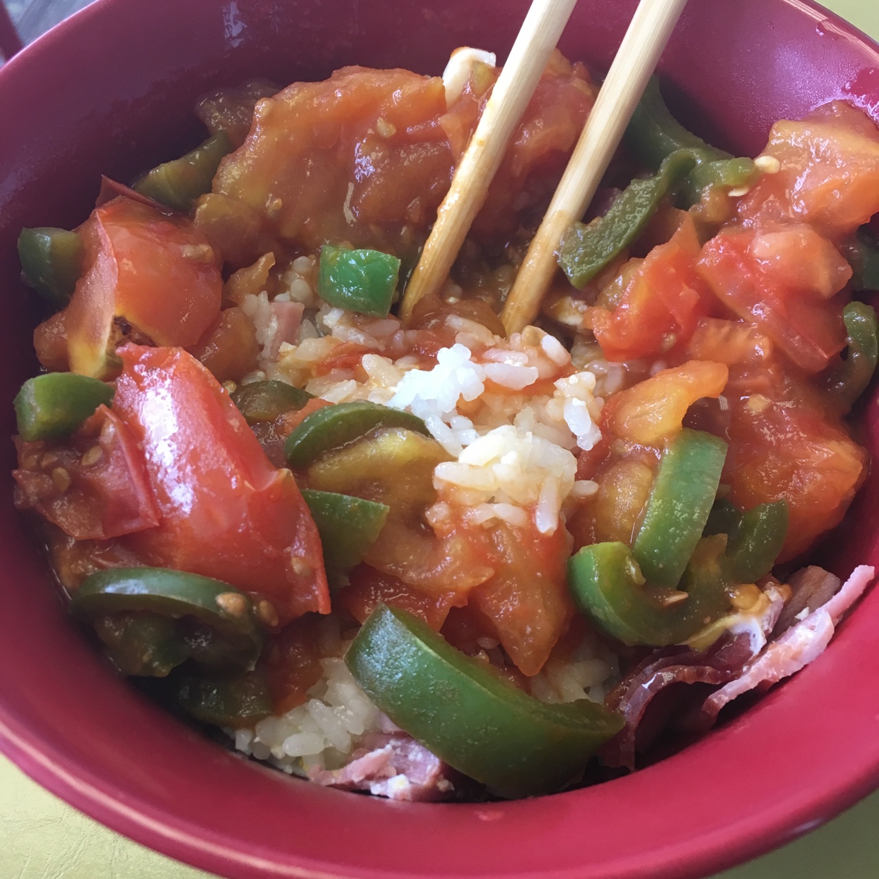 尖椒西红柿蛋饭