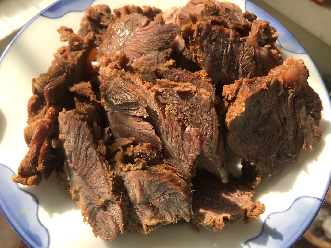 简单美味的下酒菜——酱牛肉