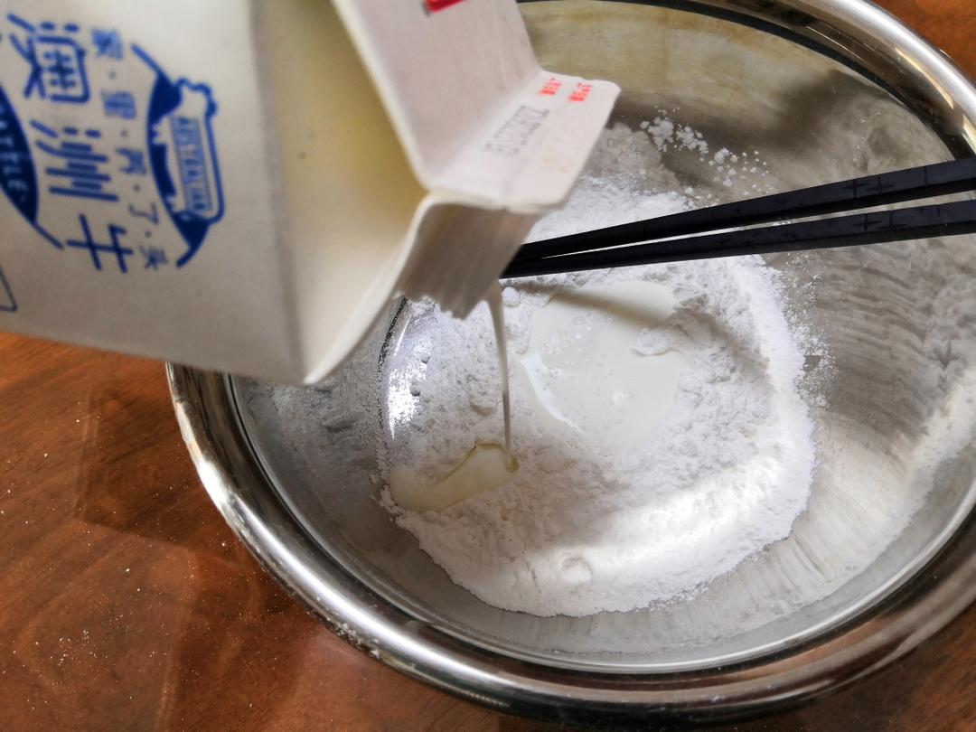 纯奶手撕吐司的做法 步骤1