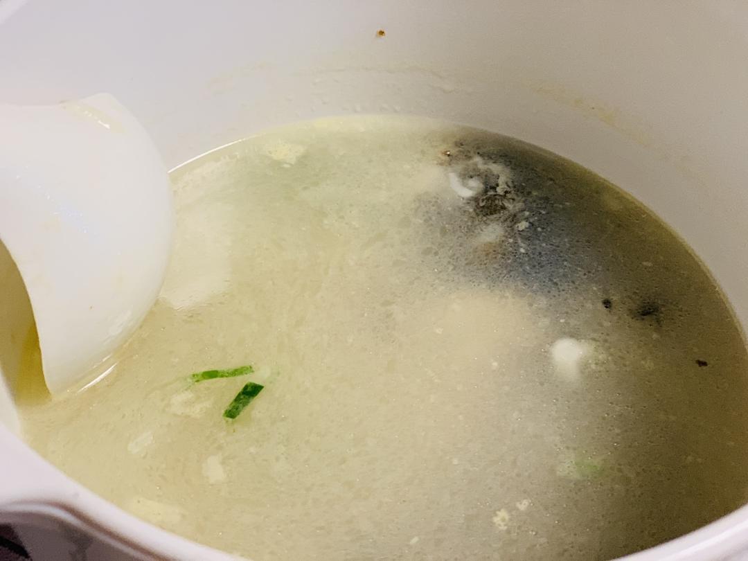 鲫鱼汤