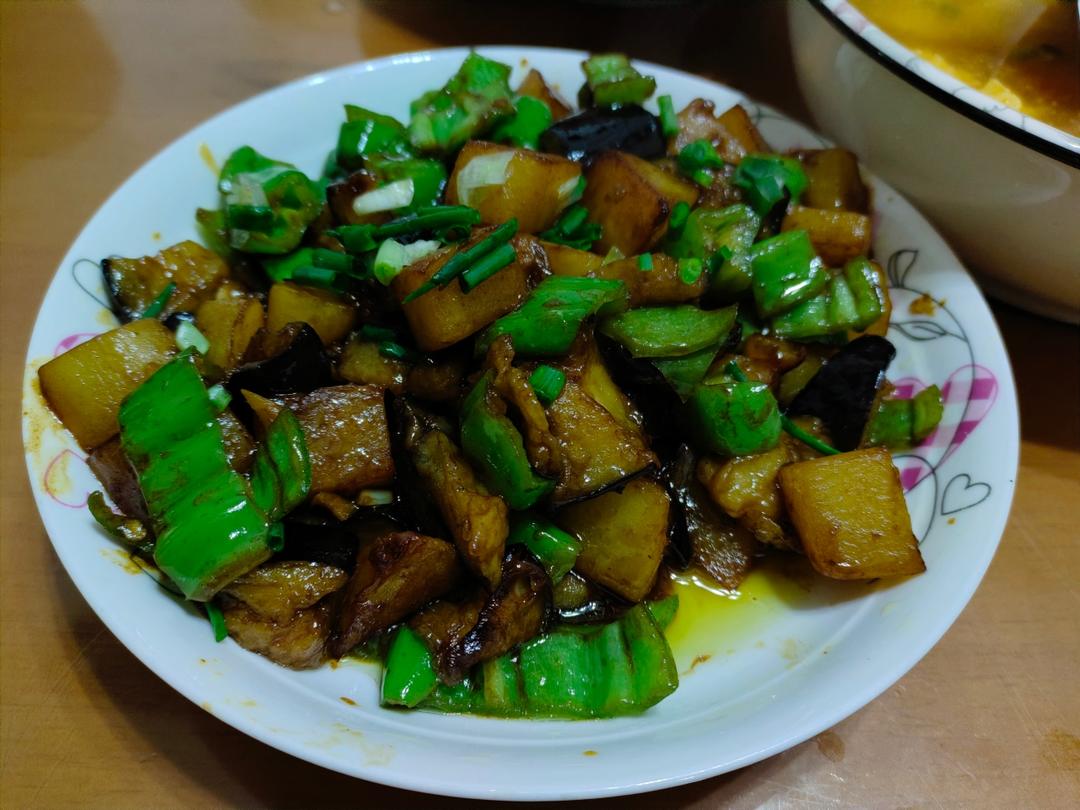 超级下饭的地三鲜