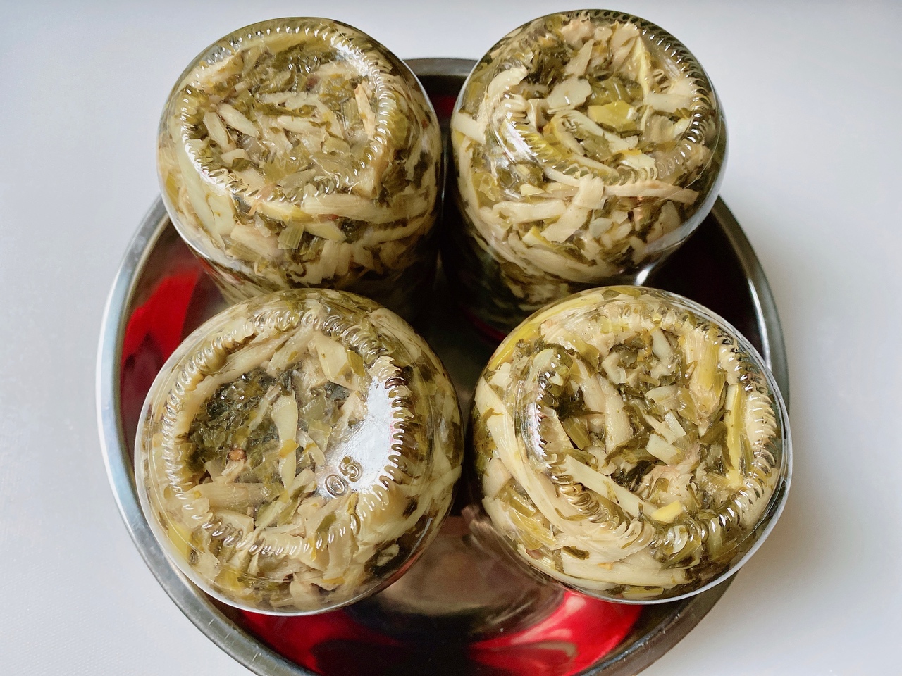 鲜笋的一种吃法与保存方法——笋丝雪菜与罐头的做法 步骤21