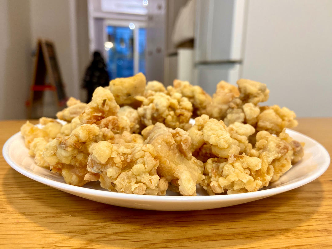 咬一口酥脆爆汁的日式炸鸡块，这样的做法，不油腻超过瘾！