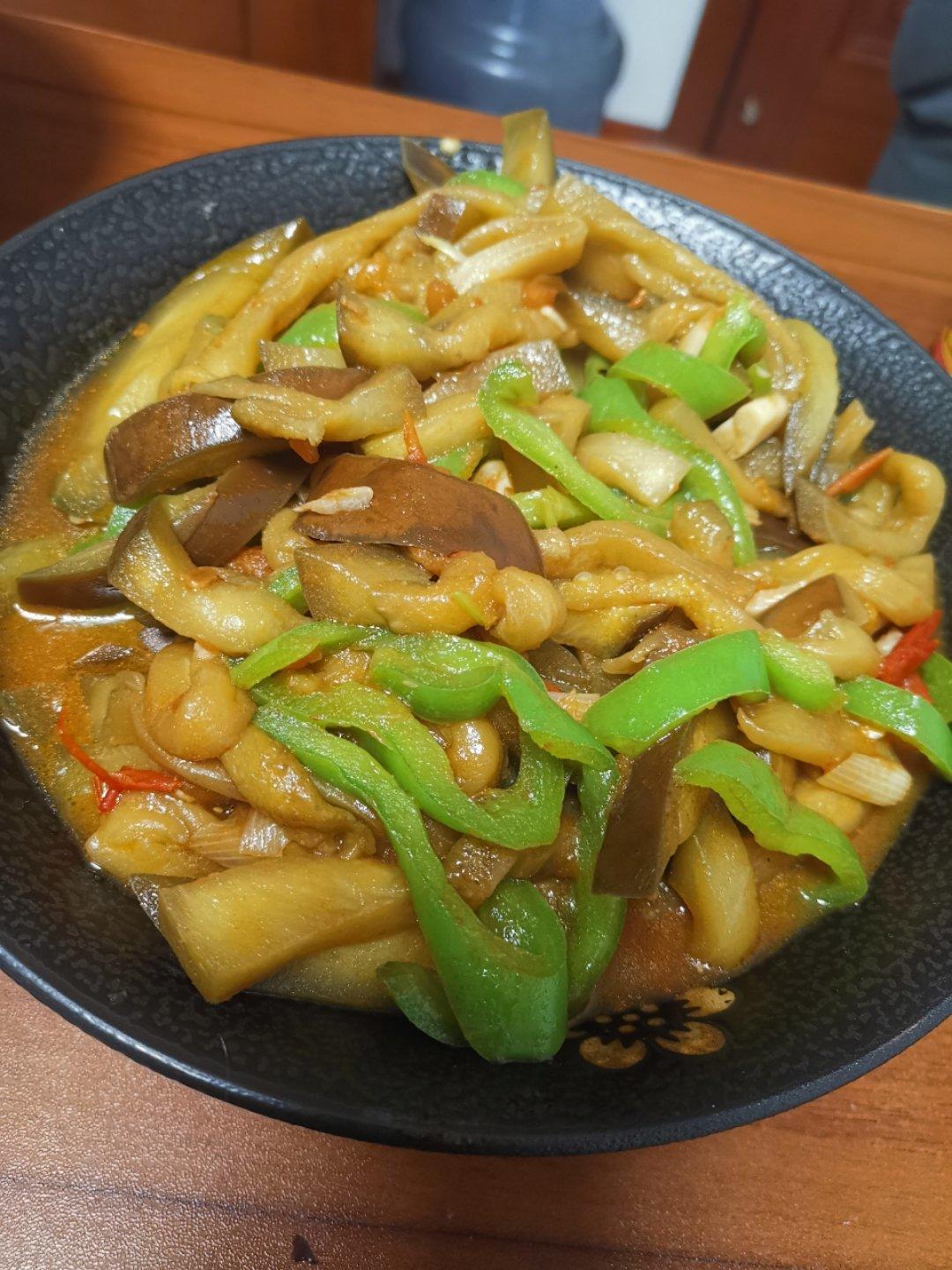 最家常的西红柿炒茄子😋