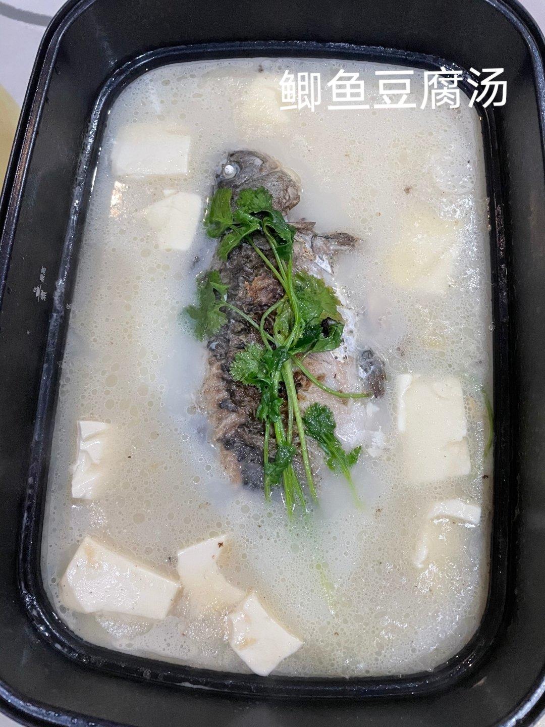 奶白鲫鱼豆腐汤|一条鱼最后的温柔