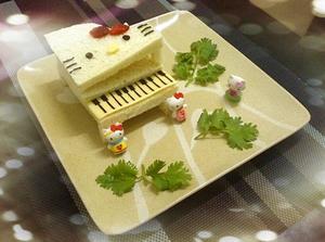 立体吐司♥凯蒂猫钢琴的做法 步骤5
