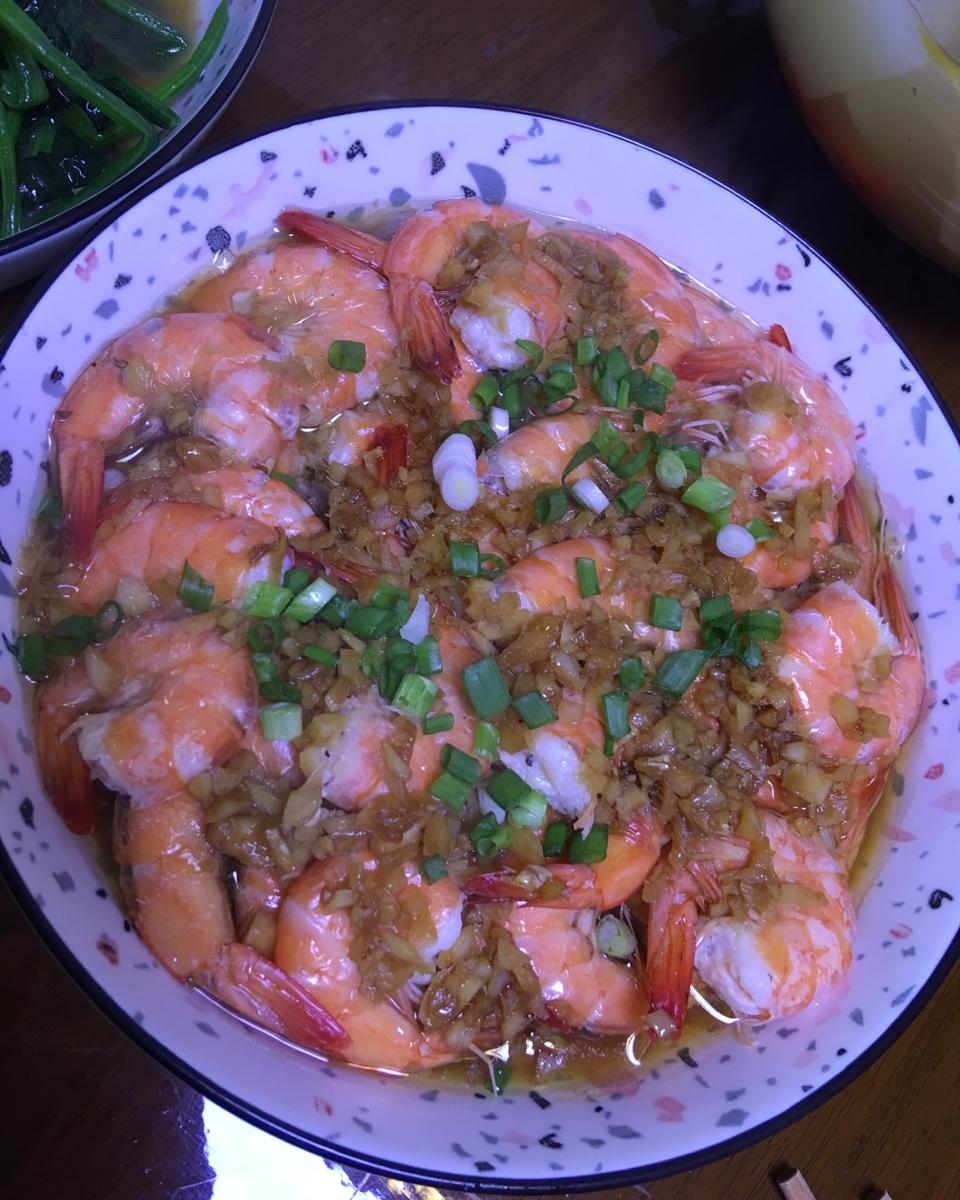 蒜蓉粉丝蒸虾