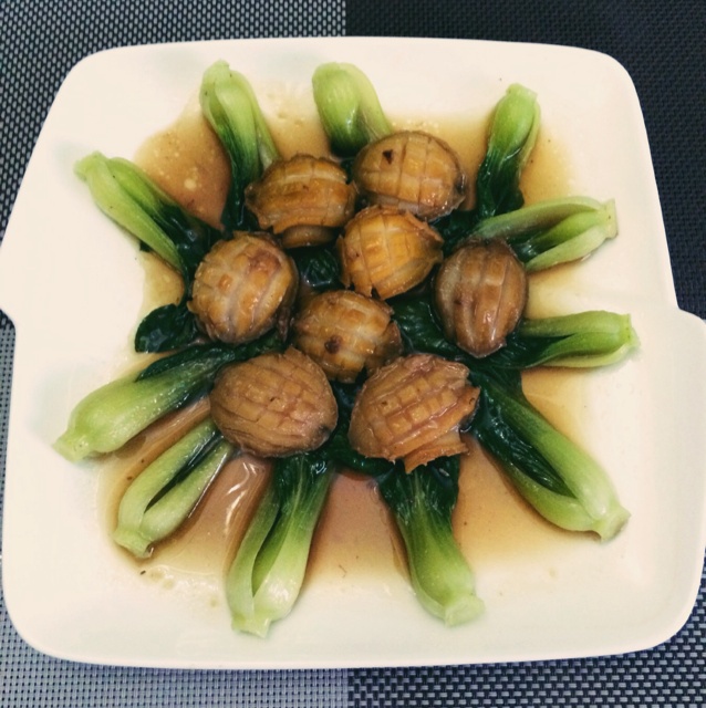 蚝汁烧鲍鱼
