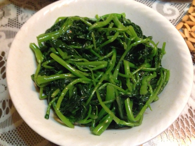 榄菜豆角炒肉片