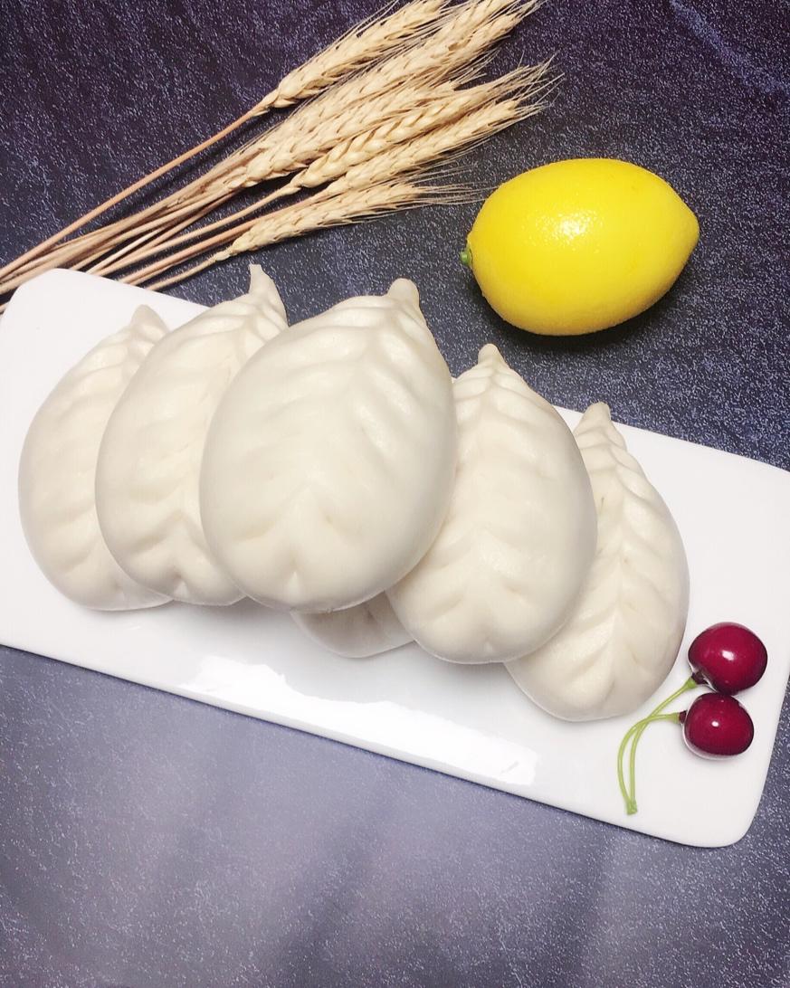 弯柳叶包子包法
