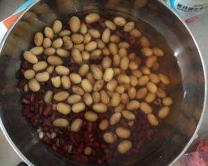赤小豆薏米黄豆浆的做法 步骤1