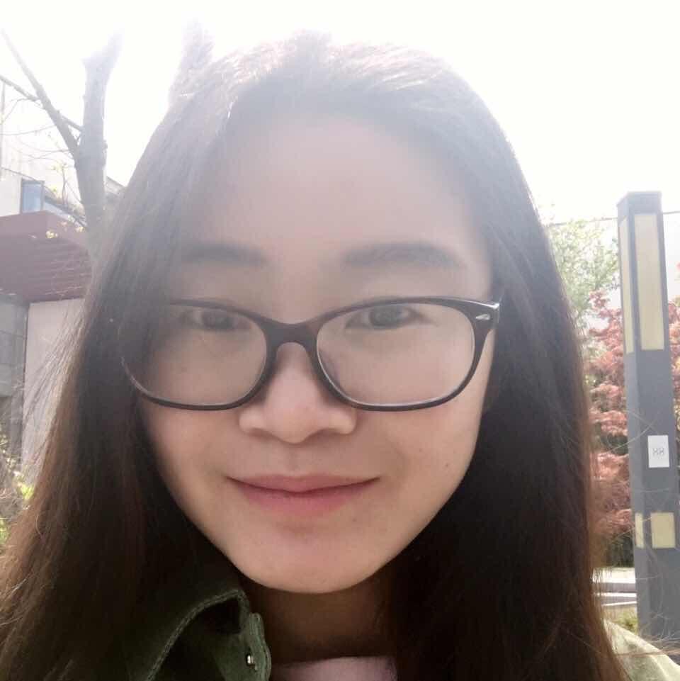 大眼镜妹