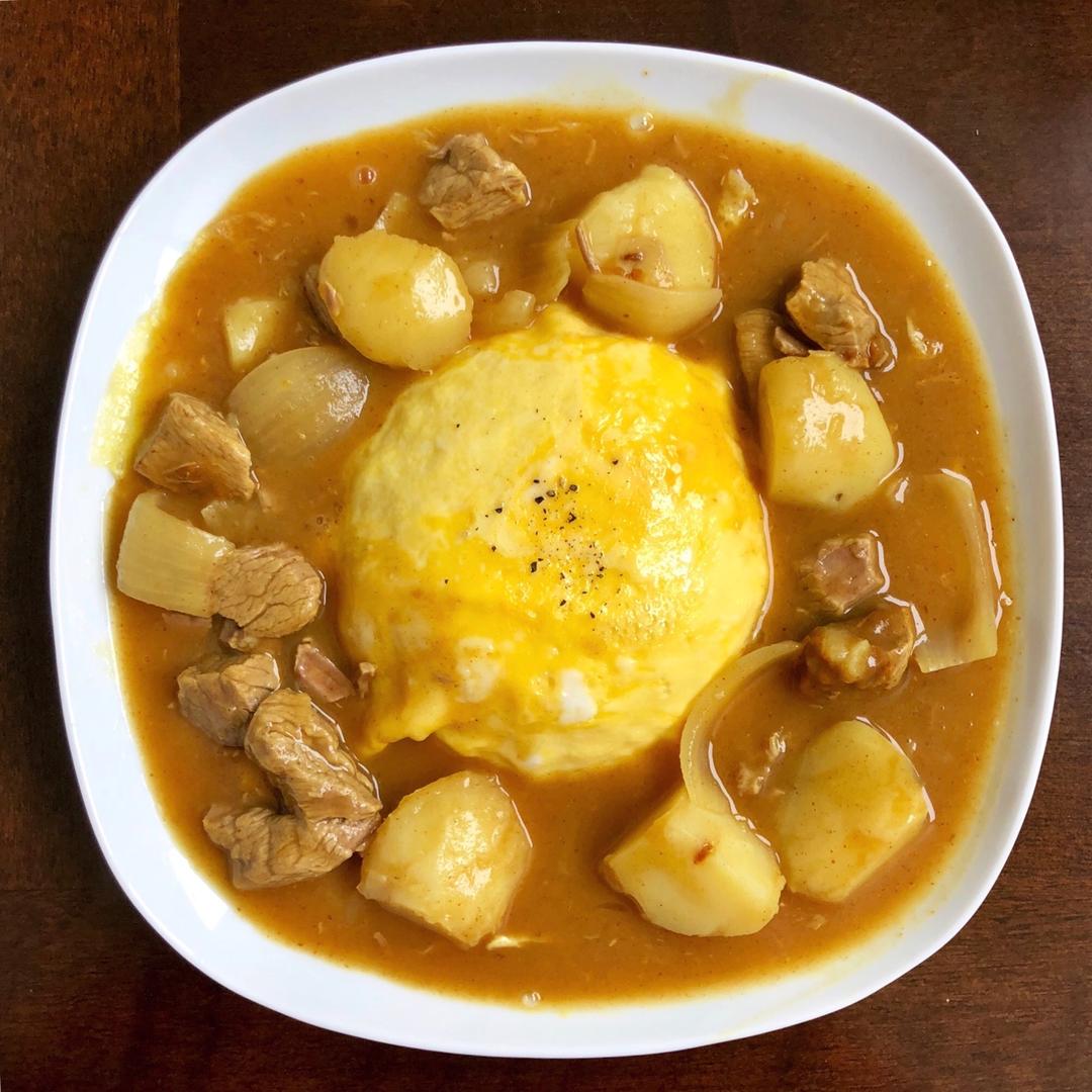 【咖喱牛腩拌饭】