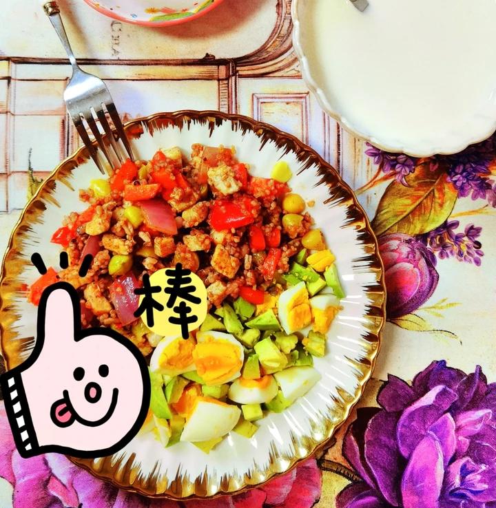 超美味｜鸡胸肉牛油果藜麦饭——健康低卡