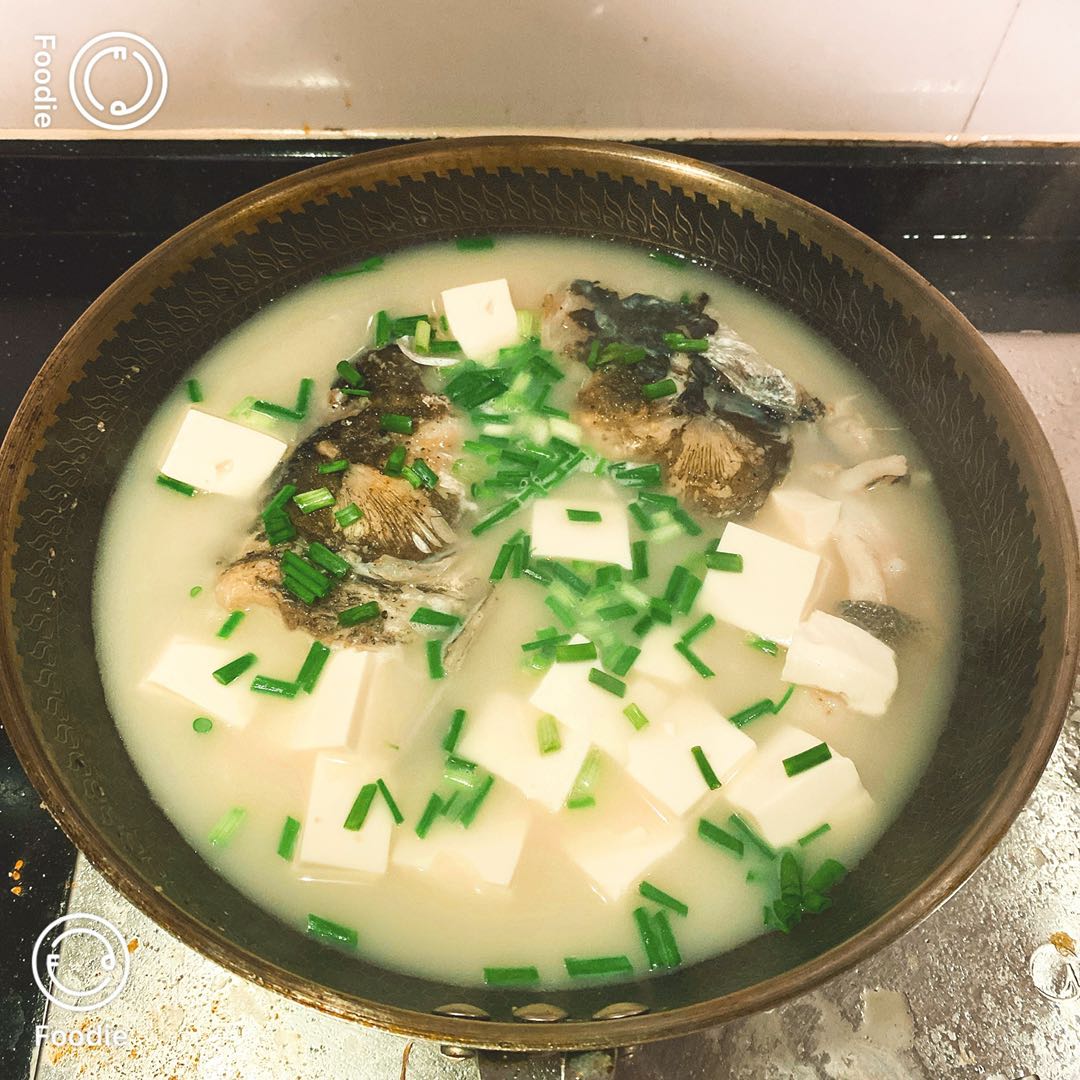 广式鱼头豆腐汤的做法