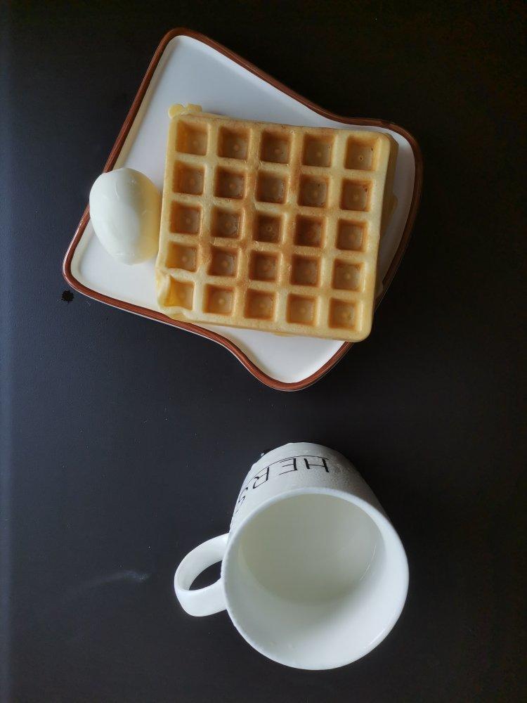 一人份（2块）的【蛋糕🍰华夫饼】～