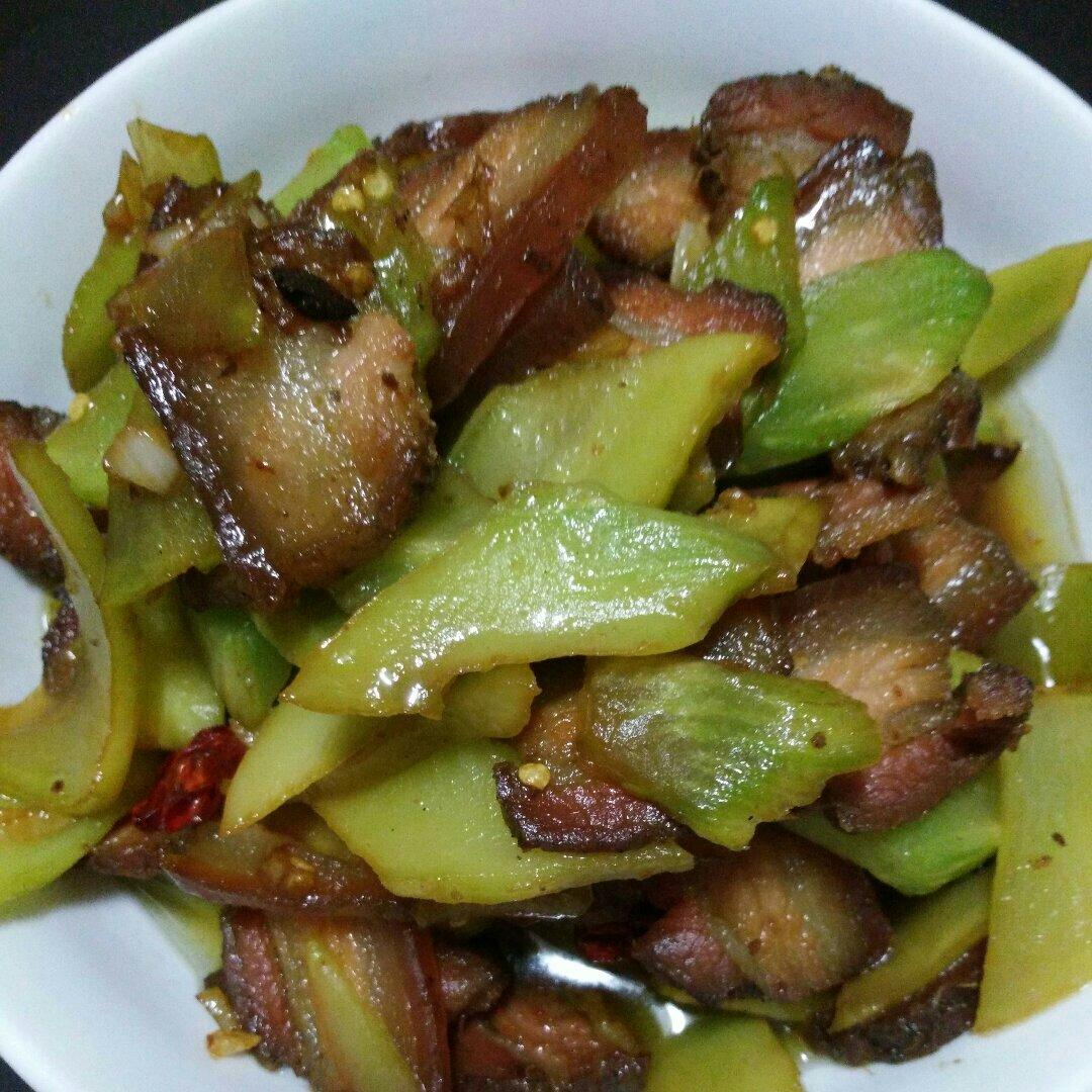 莴笋炒腊肉