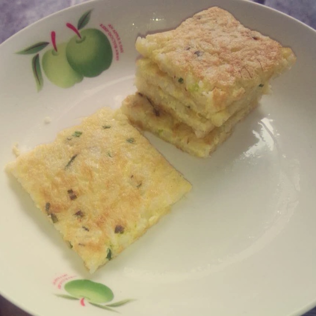鸡蛋米饭饼——上班族快手早餐