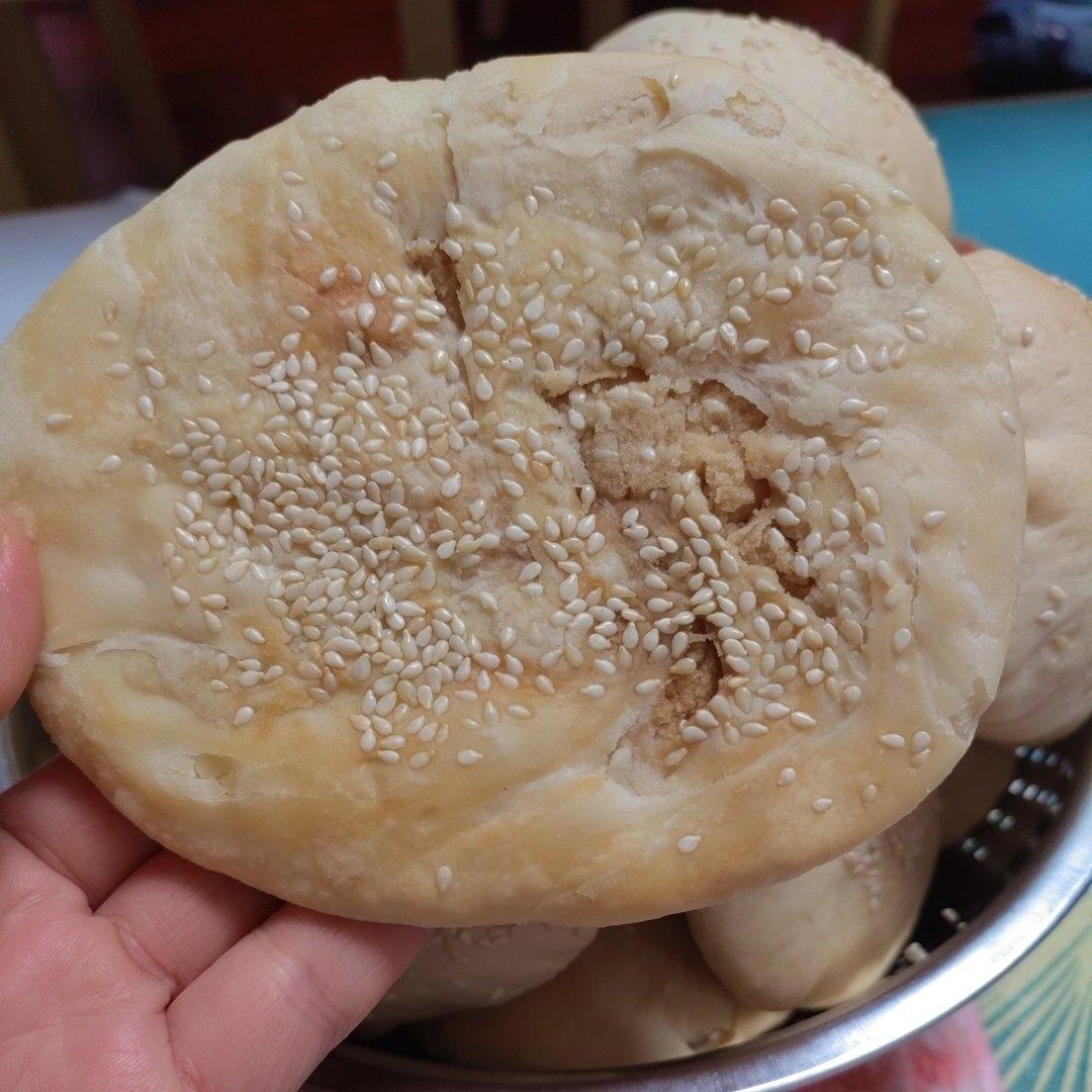 超级简单的糖酥饼，和店里买的一样好吃，酥脆到掉渣