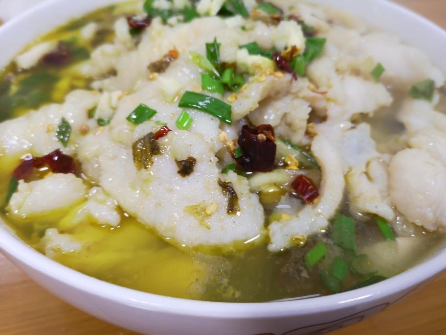 家庭简单版酸菜龙利鱼的做法