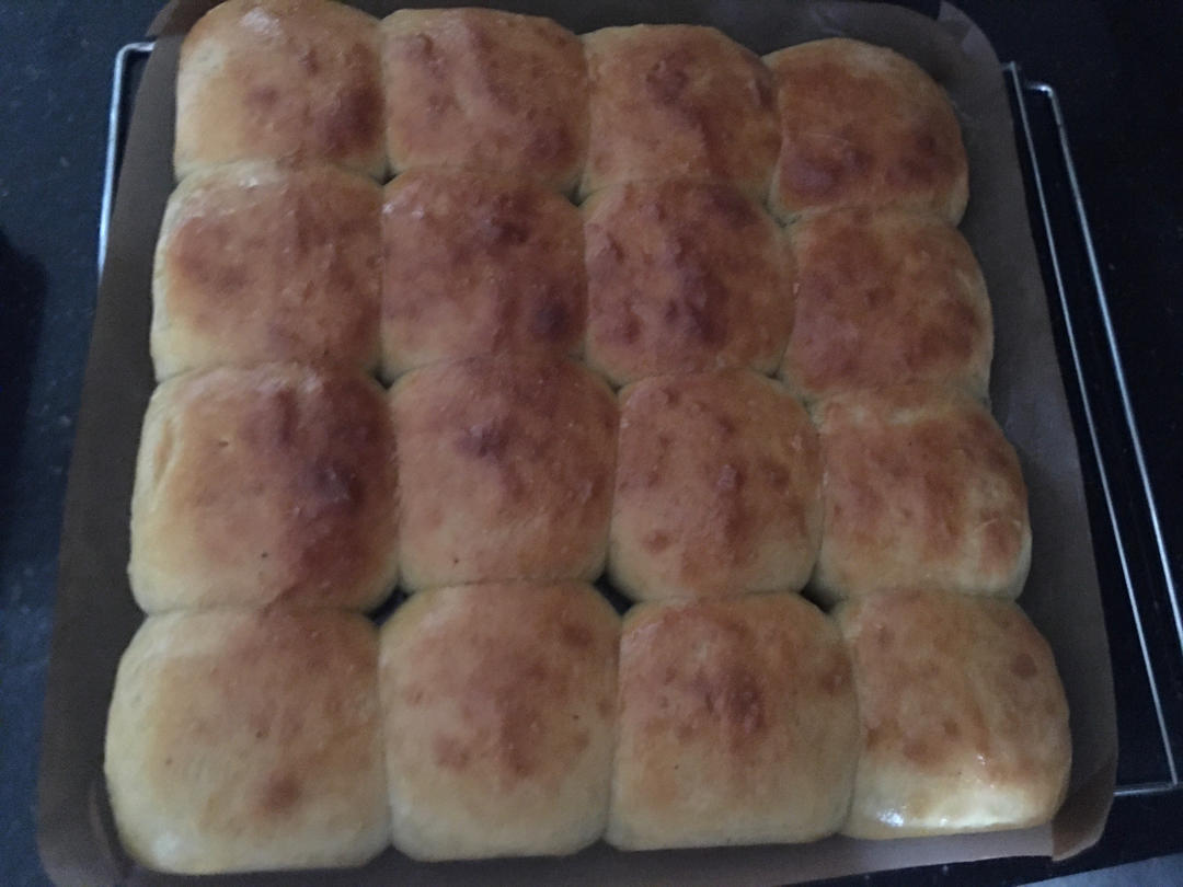 香蕉小面包banana dinner rolls
