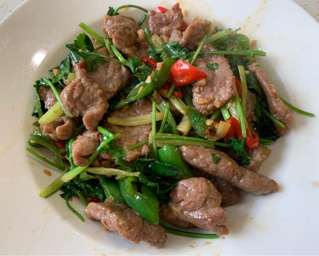 小炒牛肉